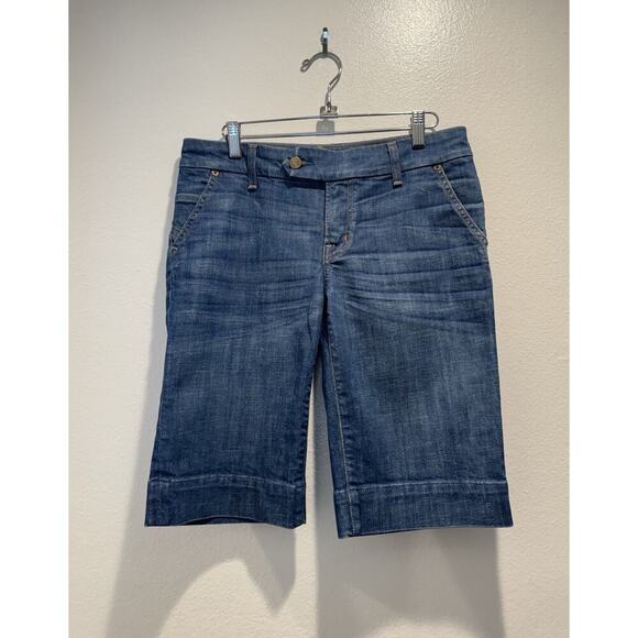 CITIZENS OF HUMANITY Size 28 Bermuda Jean Shorts Medium Wash Denim Modest - Picture 1 of 9